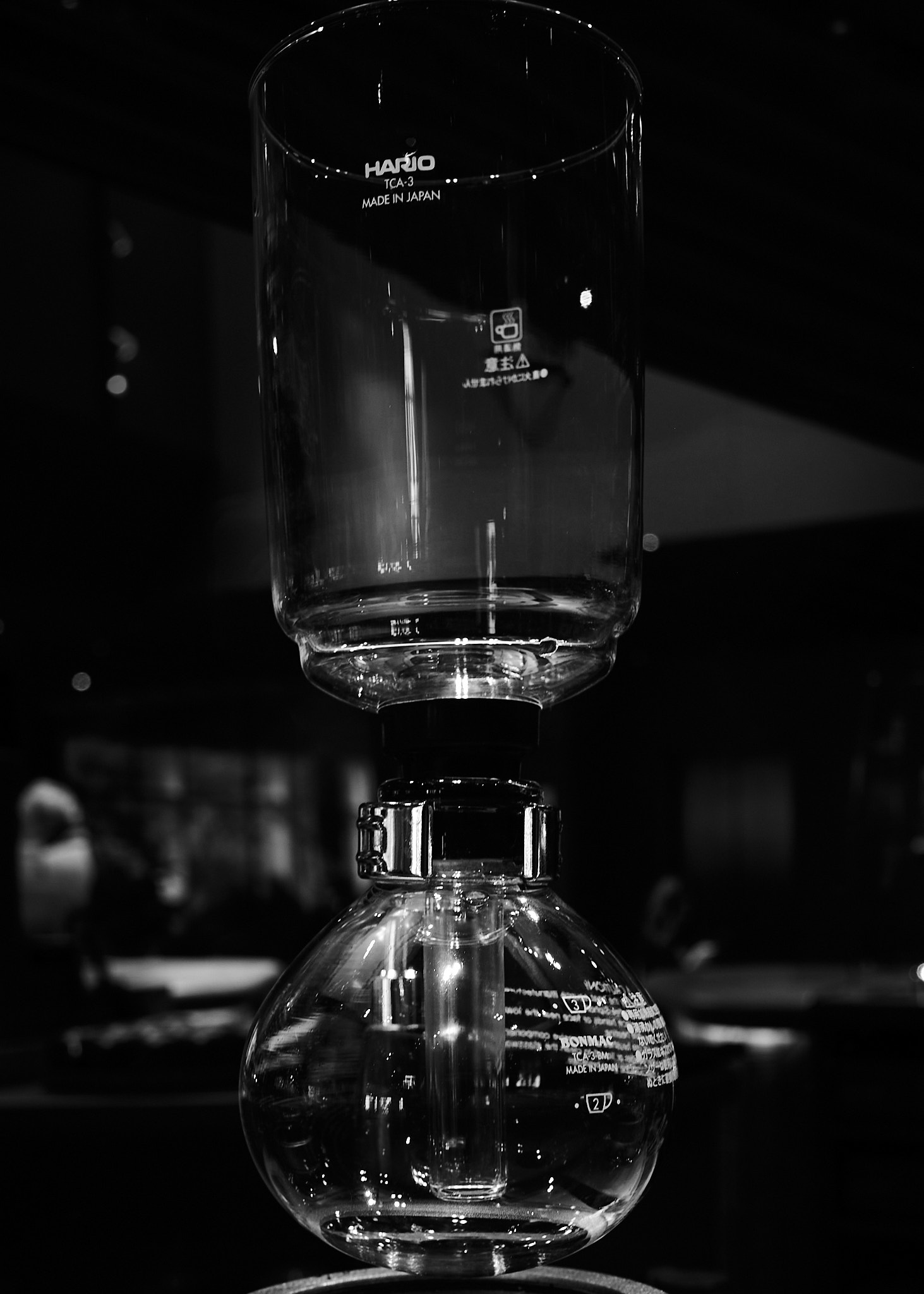 A Hario siphon coffee maker